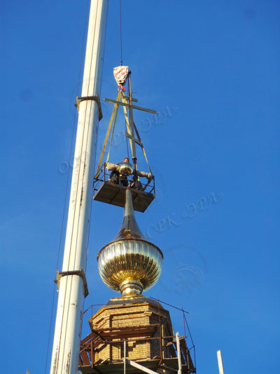 Изготовление и монтаж купола и креста на воссозданную колокольню Федоровской церкви Богоявленского женского монастыря